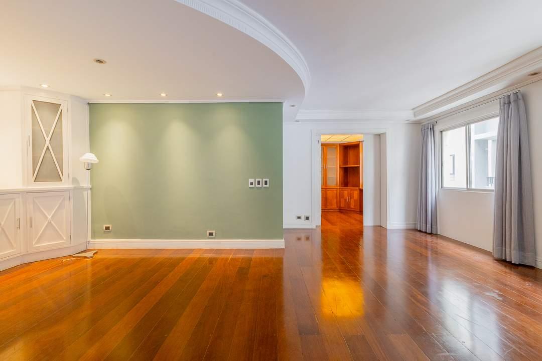 Apartamento, 3 quartos, 210 m² - Foto 1