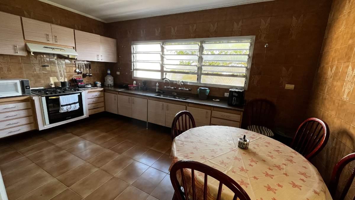 Casa, 4 quartos, 300 m² - Foto 11