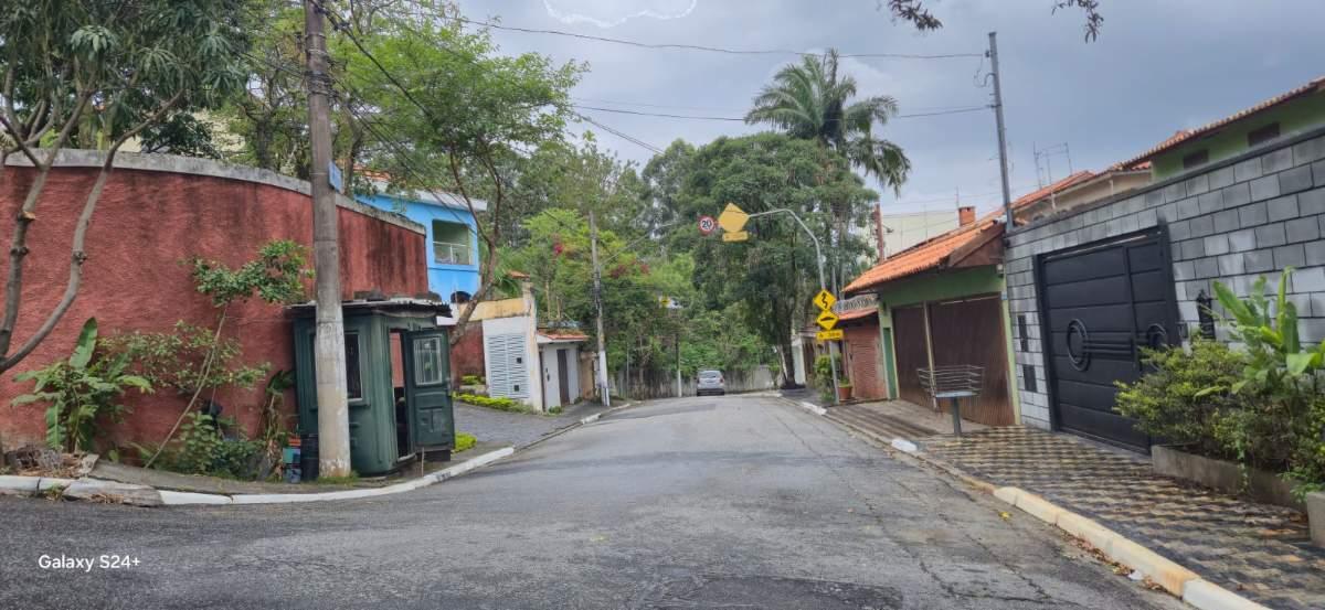 Casa, 4 quartos, 233 m² - Foto 1