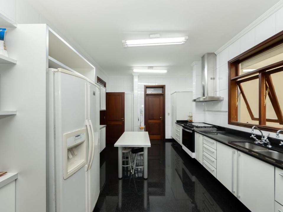 Casa, 4 quartos, 559 m² - Foto 8
