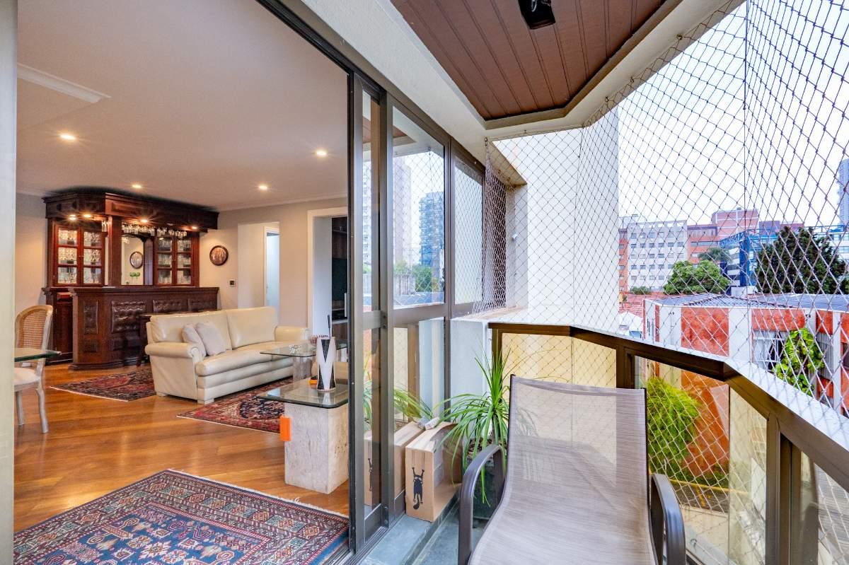 Apartamento, 3 quartos, 131 m² - Foto 1
