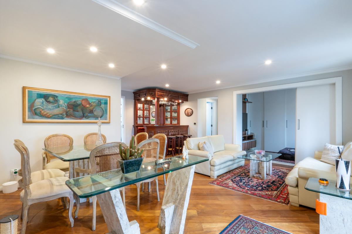 Apartamento, 3 quartos, 131 m² - Foto 2