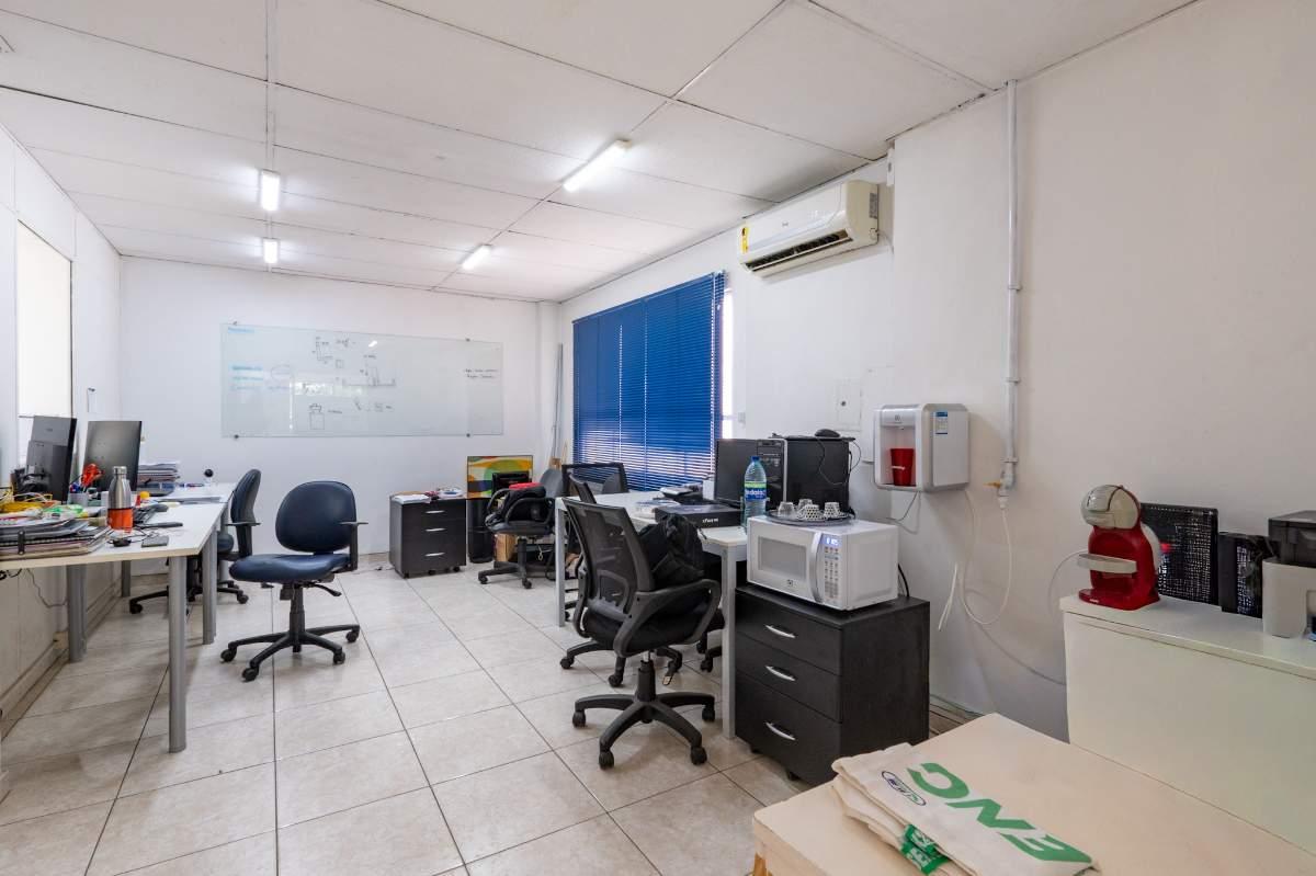 Casa, 1 quarto, 377 m² - Foto 9