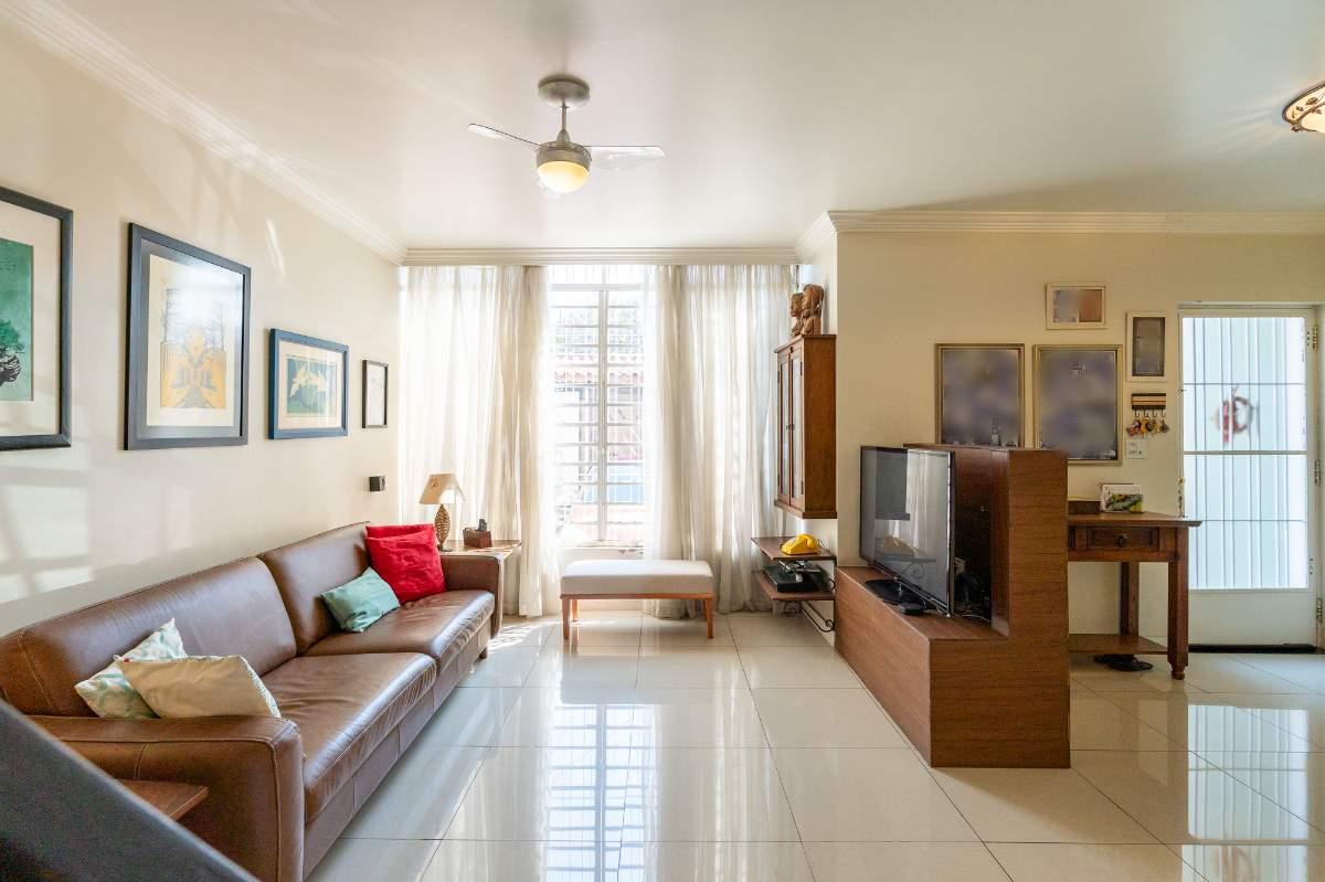Casa, 3 quartos, 151 m² - Foto 1