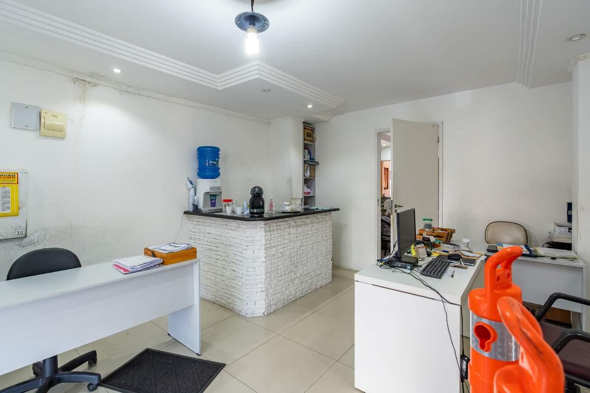 Casa, 4 quartos, 162 m² - Foto 1