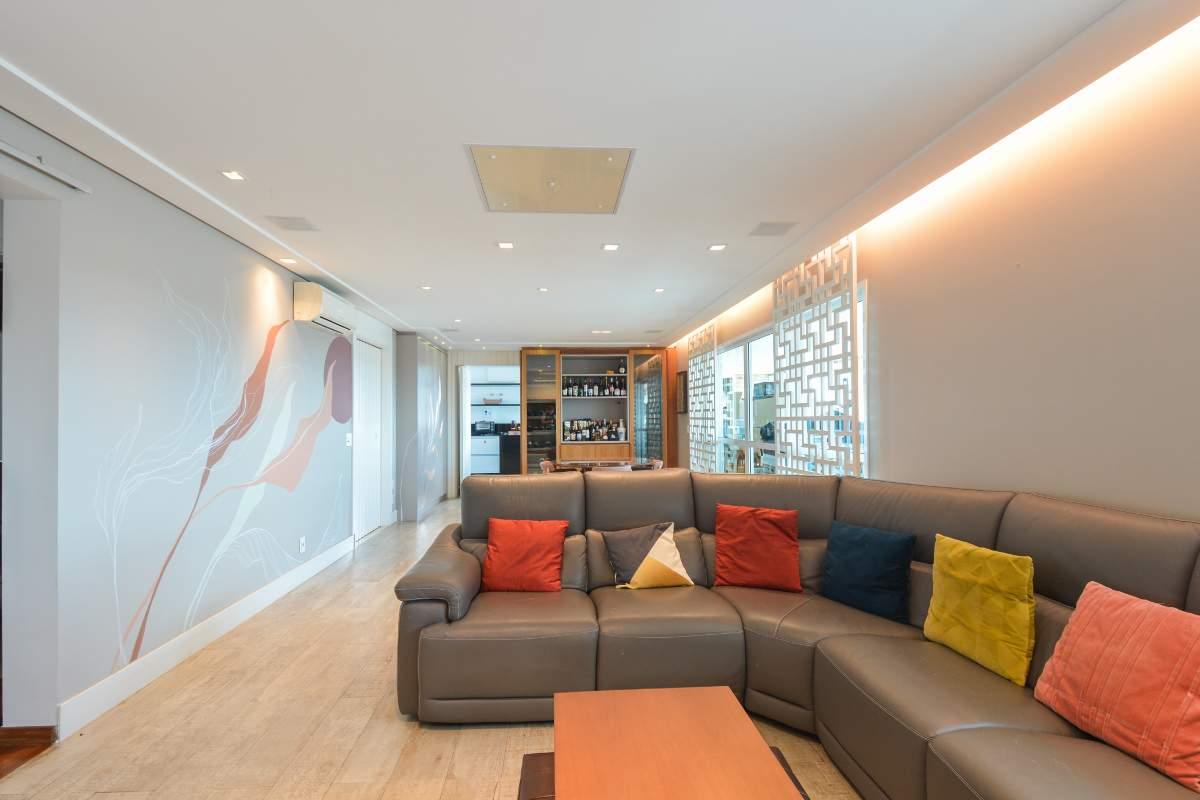 Apartamento, 3 quartos, 205 m² - Foto 1