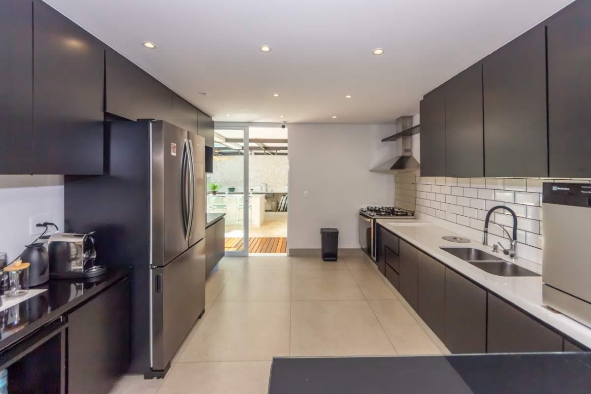 Casa, 3 quartos, 223 m² - Foto 14