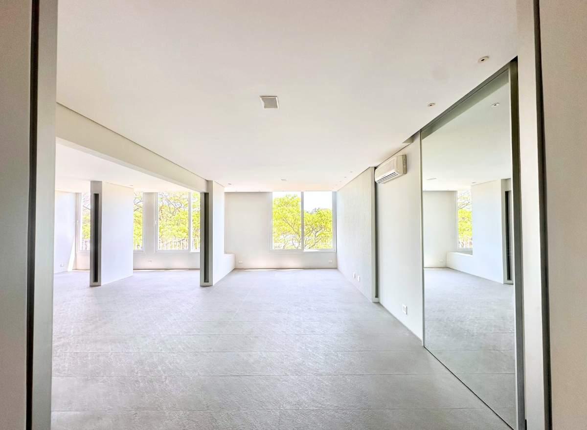 Apartamento, 3 quartos, 227 m² - Foto 1
