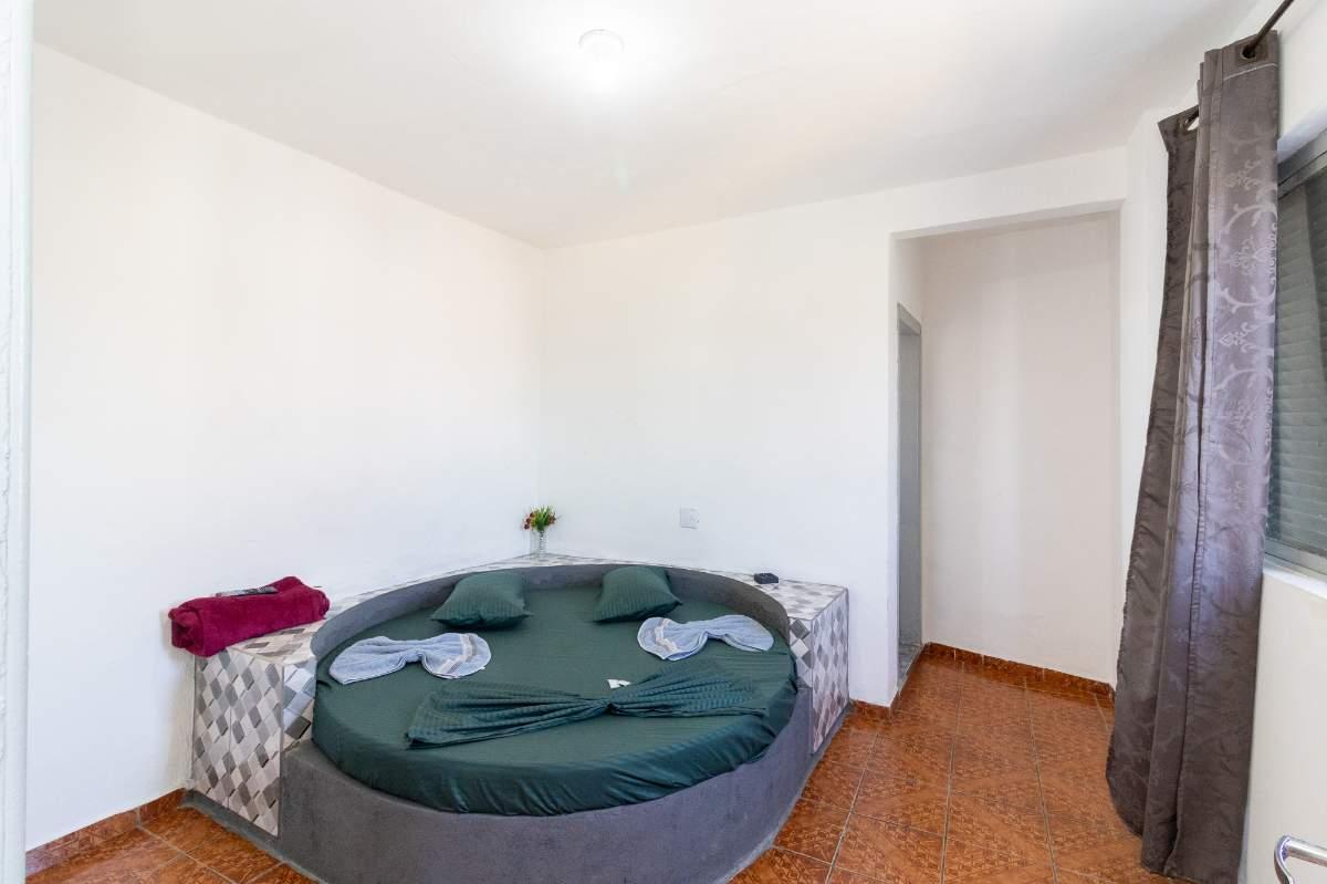 Casa, 1 quarto, 307 m² - Foto 16