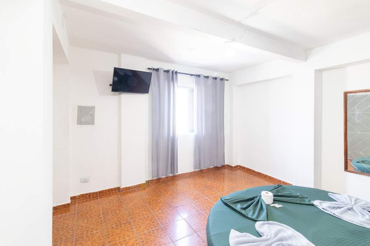 Casa, 1 quarto, 307 m² - Foto 17