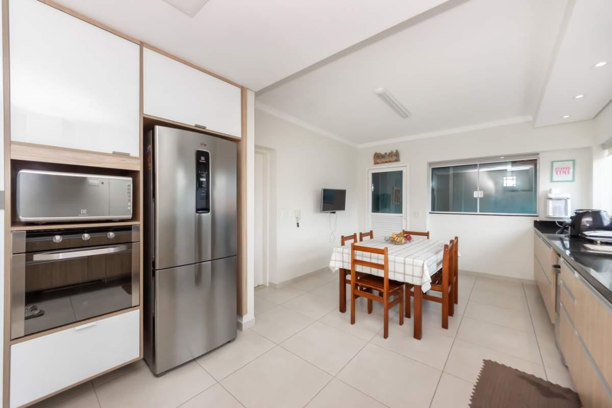 Casa, 3 quartos, 237 m² - Foto 10