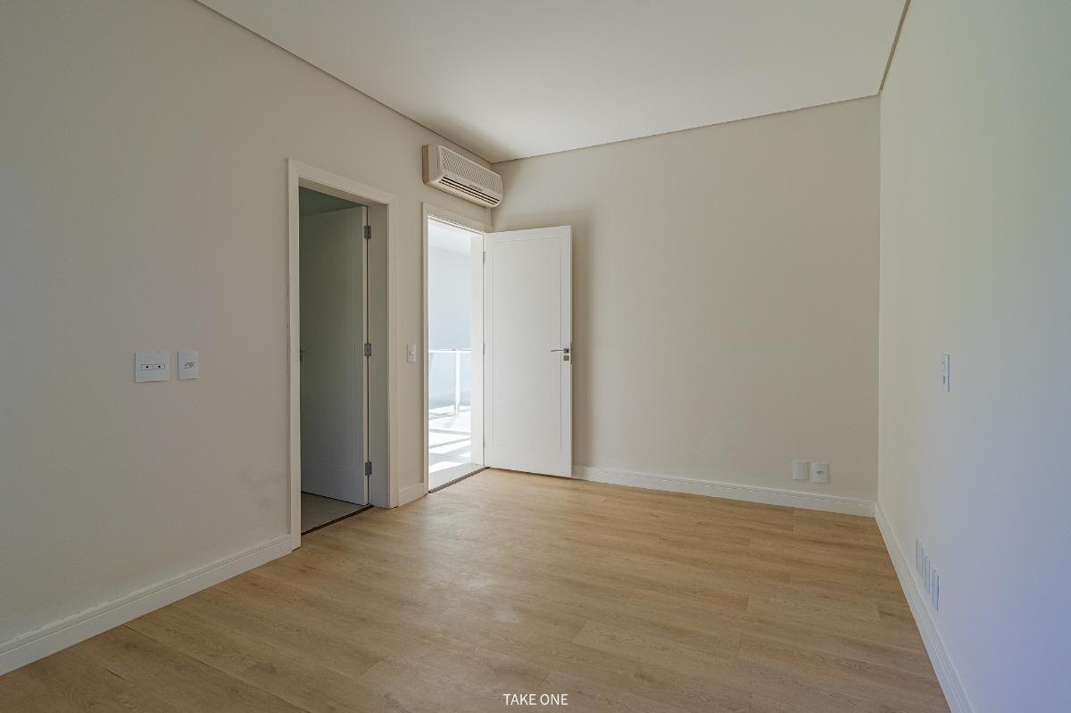 Casa, 6 quartos, 2660 m² - Foto 17