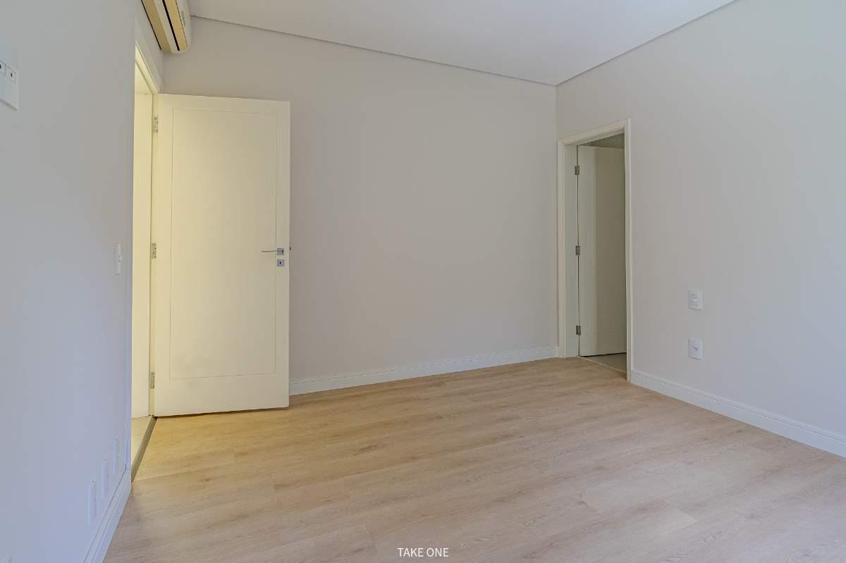 Casa, 6 quartos, 2660 m² - Foto 21
