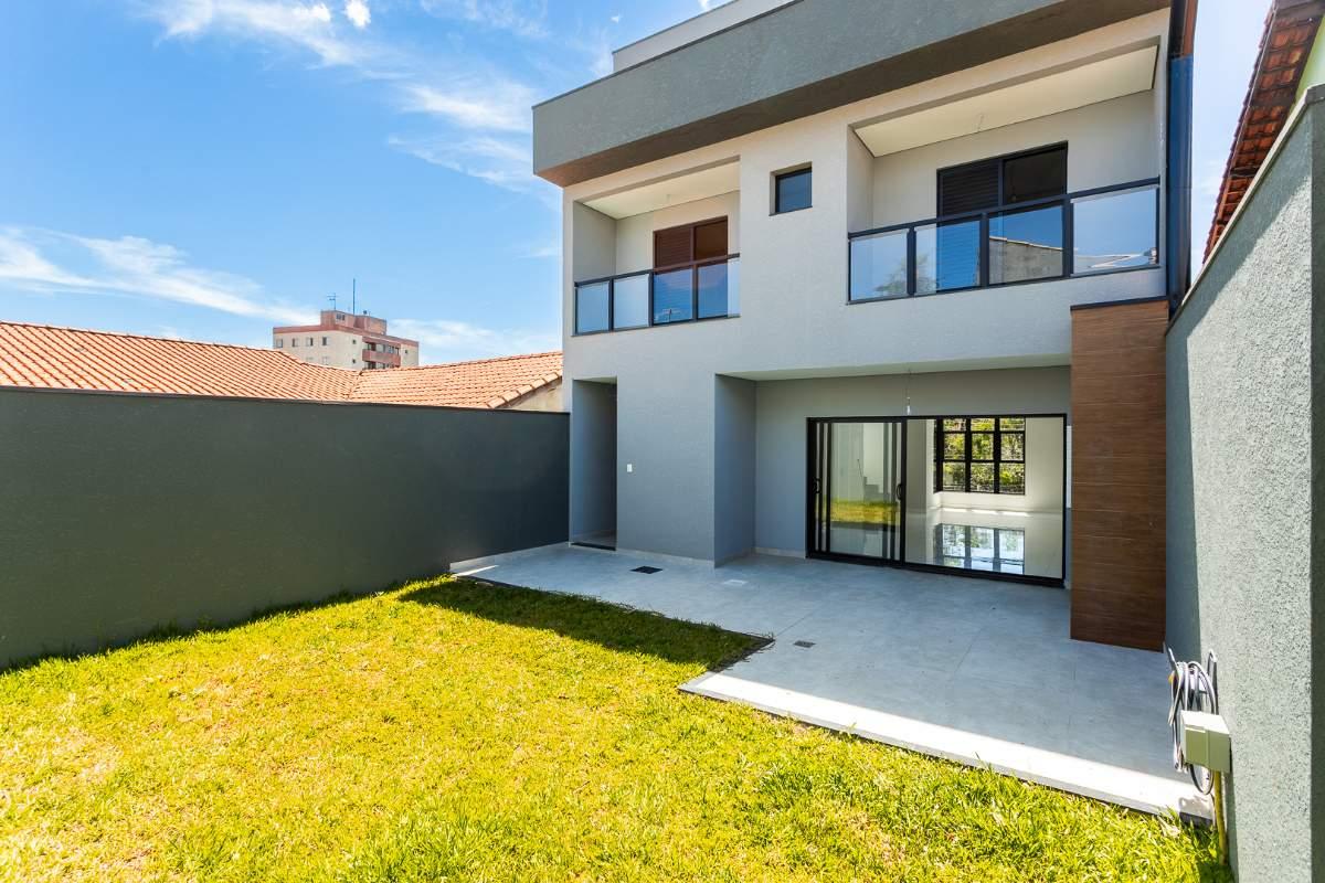 Casa, 3 quartos, 216 m² - Foto 2