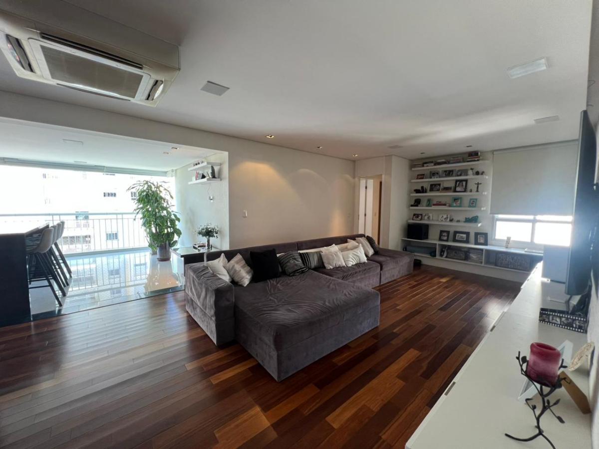 Apartamento, 3 quartos, 168 m² - Foto 2