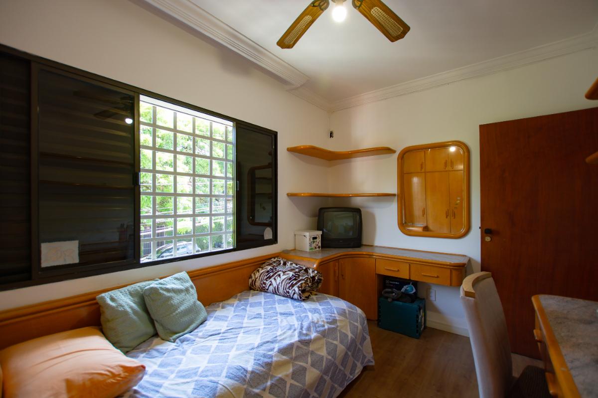Casa, 5 quartos, 217 m² - Foto 11