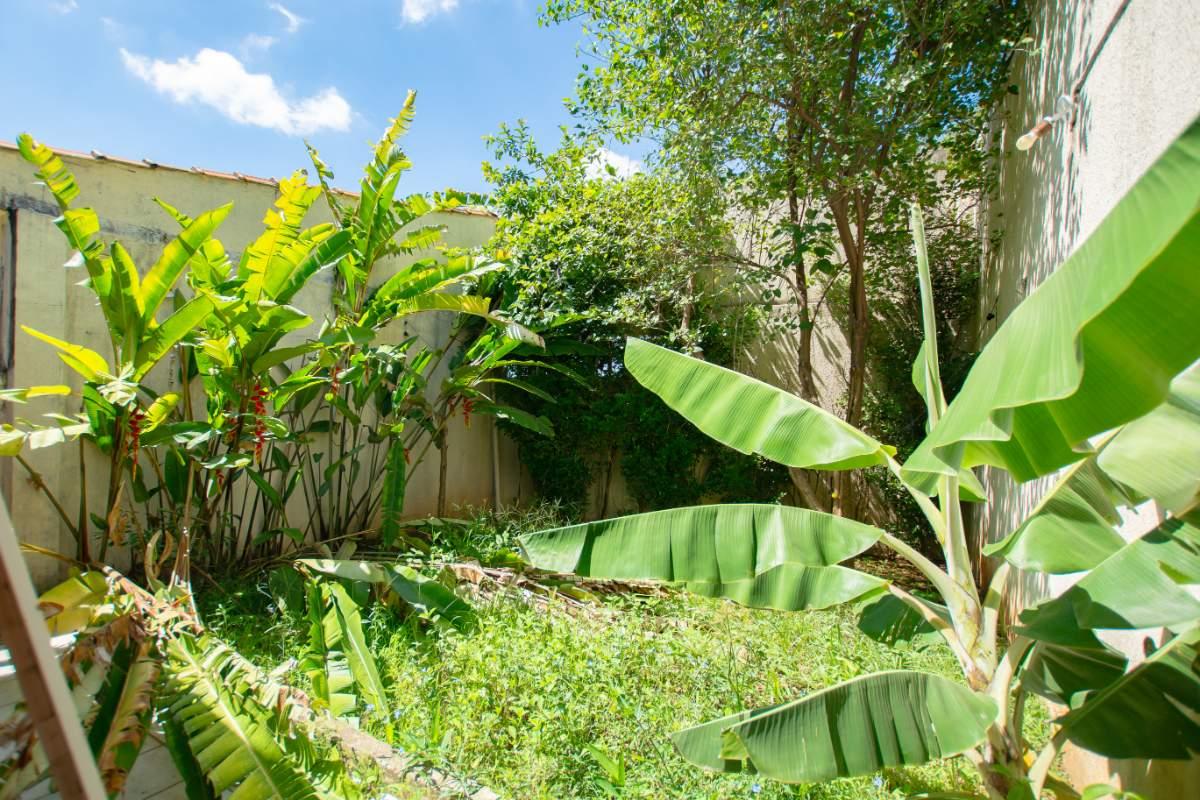 Casa, 5 quartos, 217 m² - Foto 1