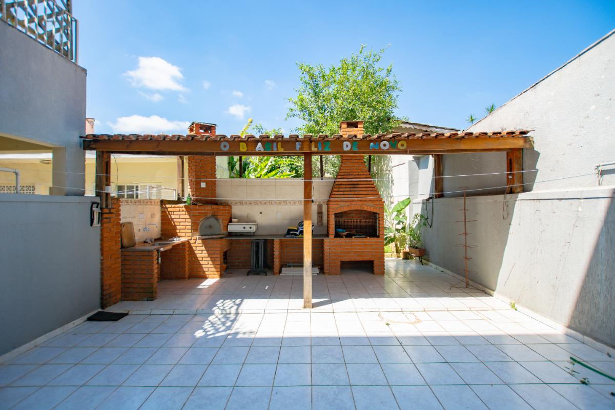 Casa, 5 quartos, 217 m² - Foto 2