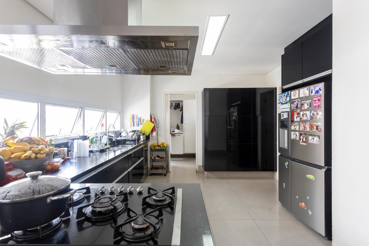Apartamento, 3 quartos, 270 m² - Foto 23