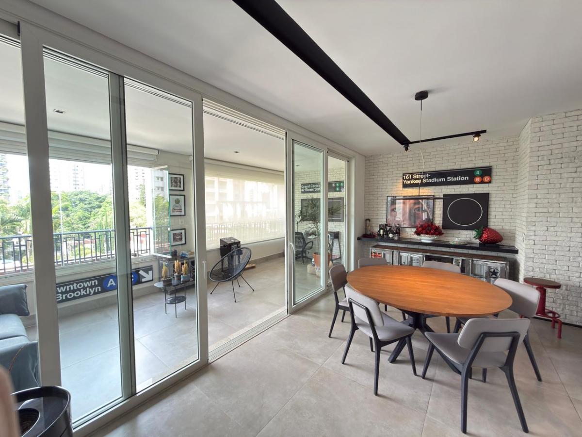 Apartamento, 3 quartos, 217 m² - Foto 11