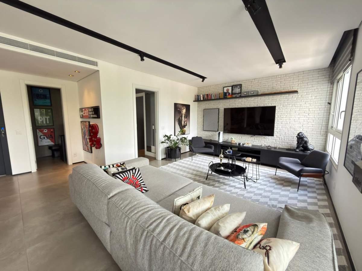 Apartamento, 3 quartos, 217 m² - Foto 1