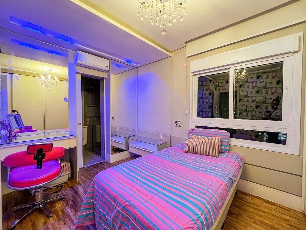 Apartamento, 4 quartos, 231 m² - Foto 18