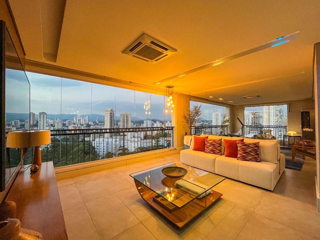 Apartamento, 4 quartos, 231 m² - Foto 1