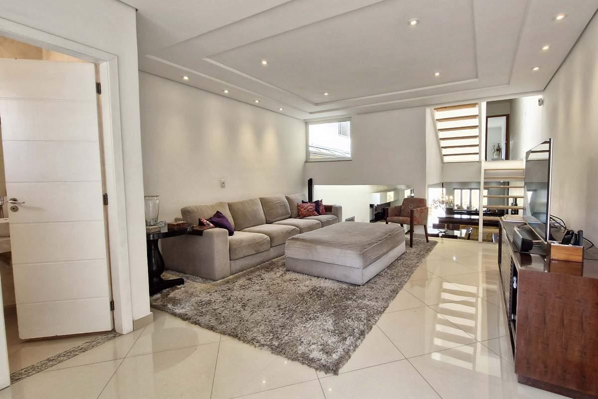 Casa, 3 quartos, 182 m² - Foto 1