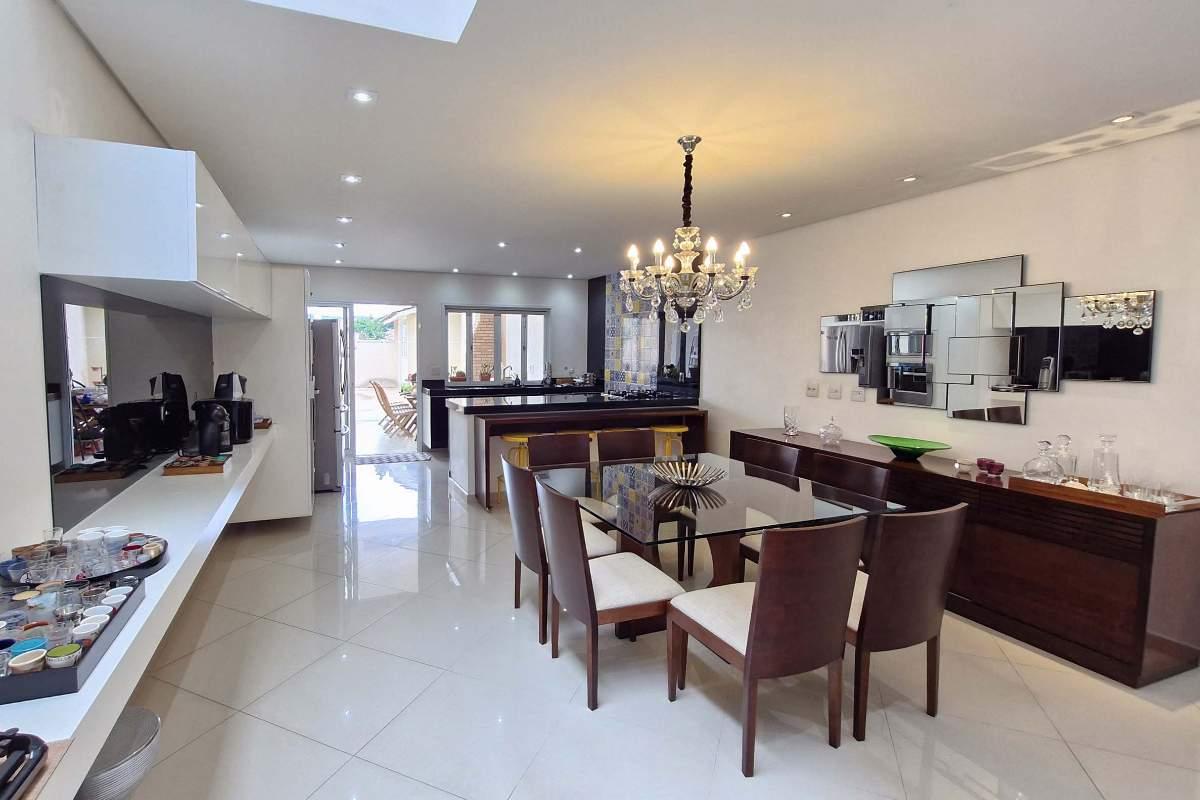Casa, 3 quartos, 182 m² - Foto 4
