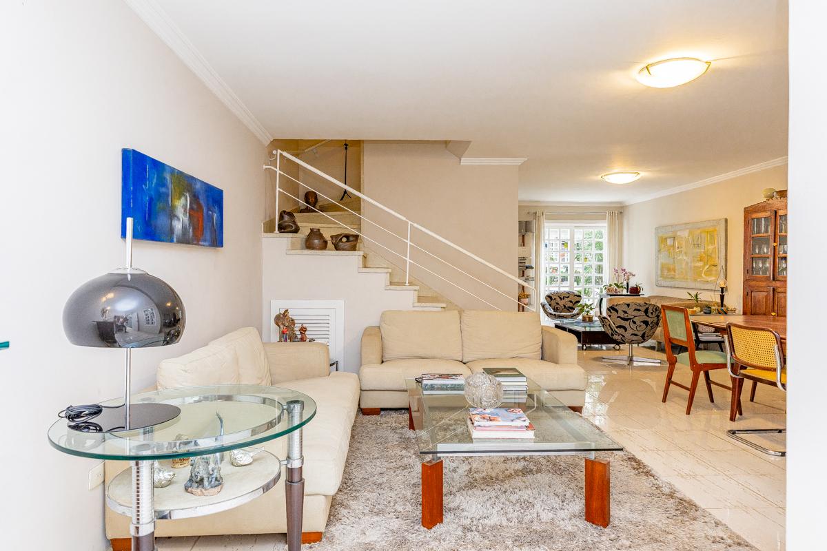 Casa, 4 quartos, 180 m² - Foto 1