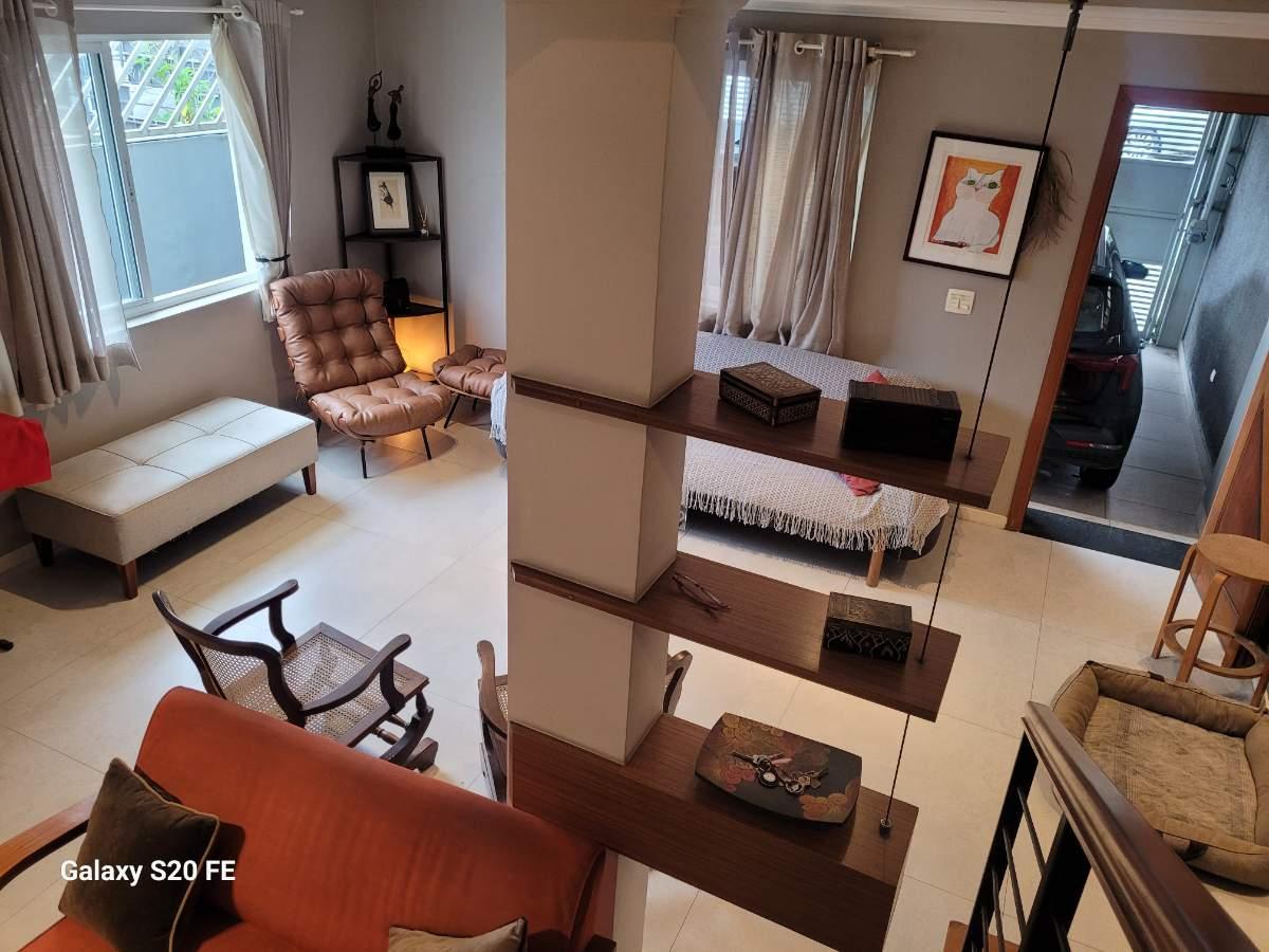 Casa, 3 quartos, 180 m² - Foto 1