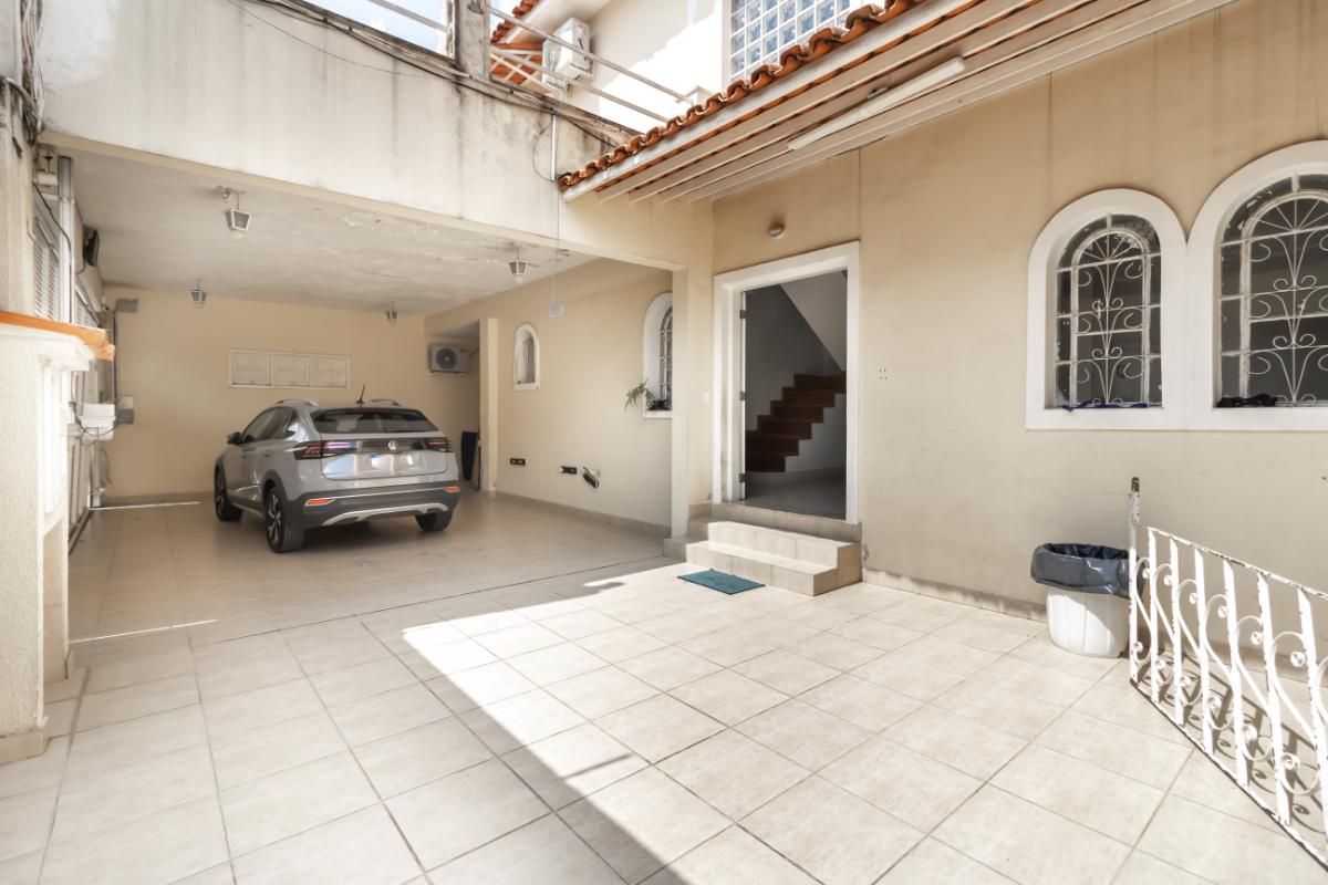 Casa, 4 quartos, 380 m² - Foto 1