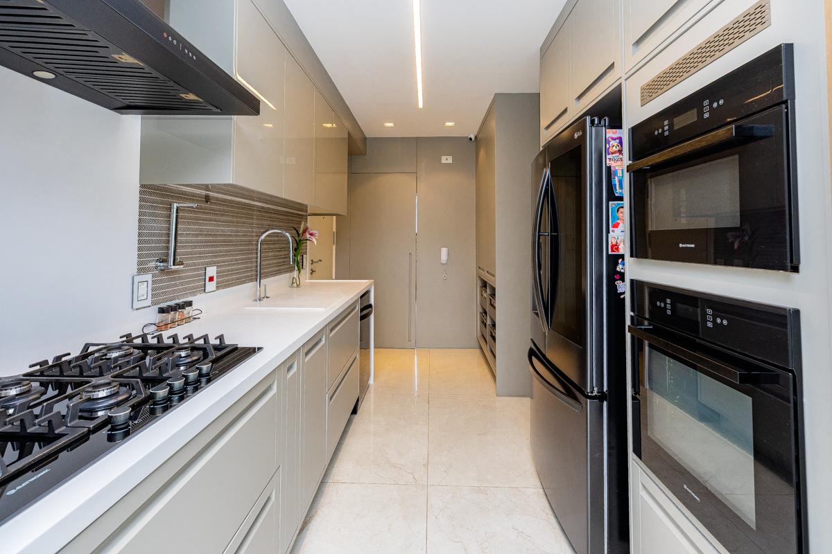 Apartamento, 3 quartos, 220 m² - Foto 19