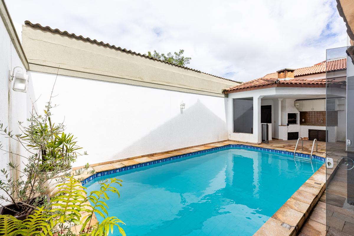 Casa, 4 quartos, 346 m² - Foto 2