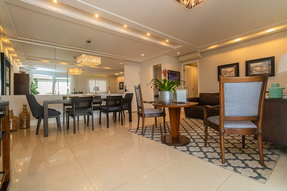 Apartamento, 3 quartos, 236 m² - Foto 2