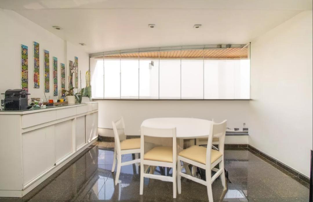 Cobertura, 3 quartos, 193 m² - Foto 2