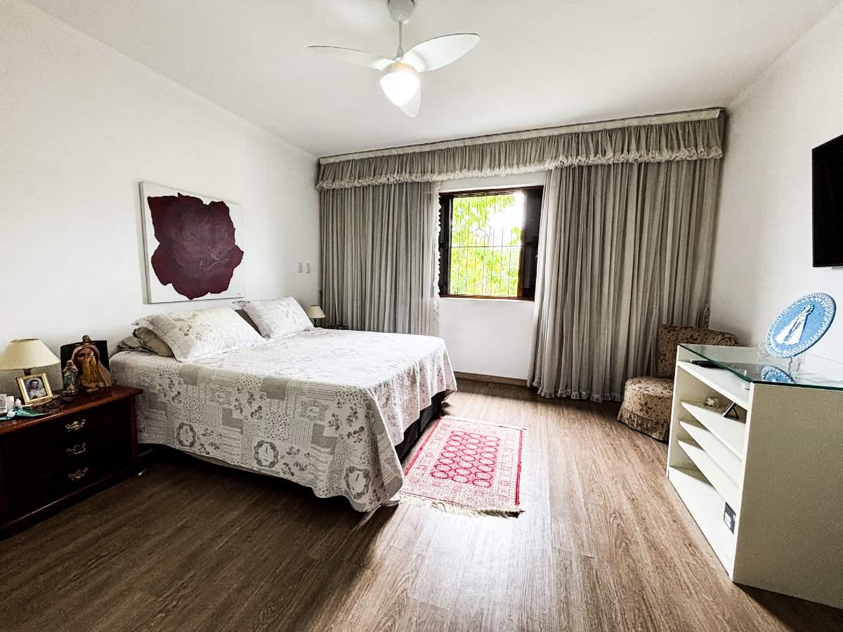Casa, 4 quartos, 348 m² - Foto 2