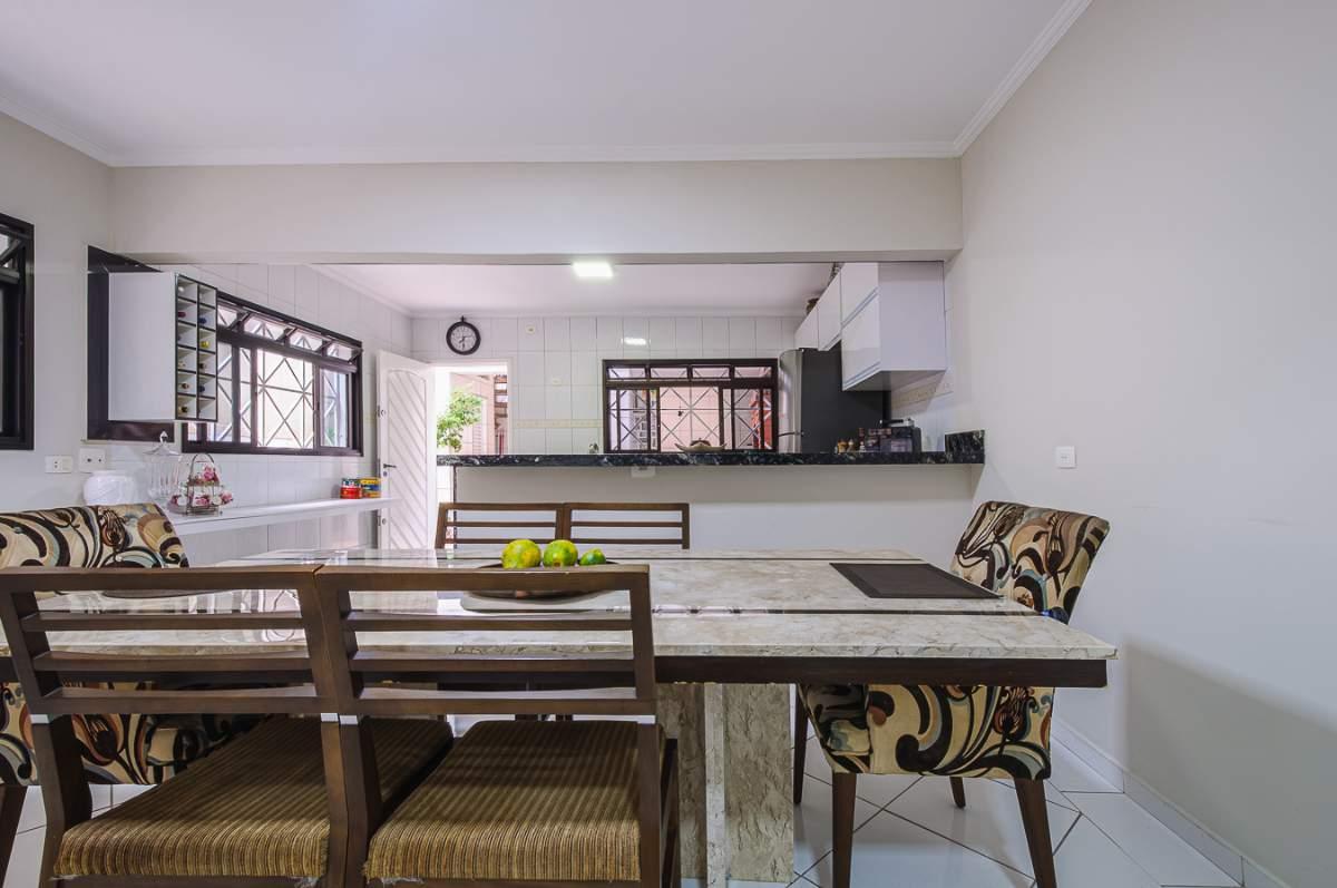 Casa, 3 quartos, 174 m² - Foto 1