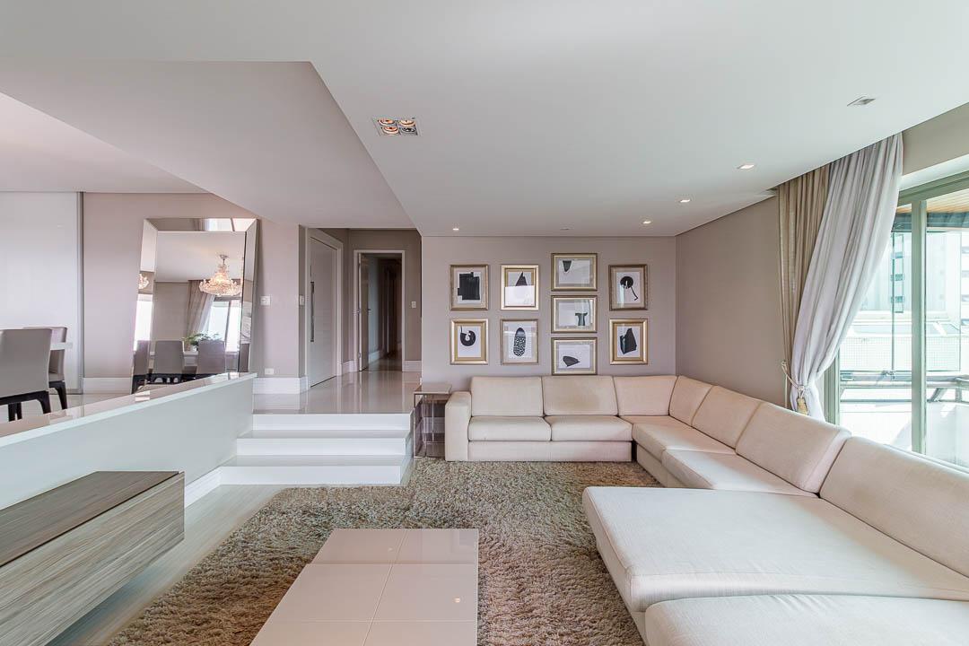 Apartamento, 4 quartos, 246 m² - Foto 1