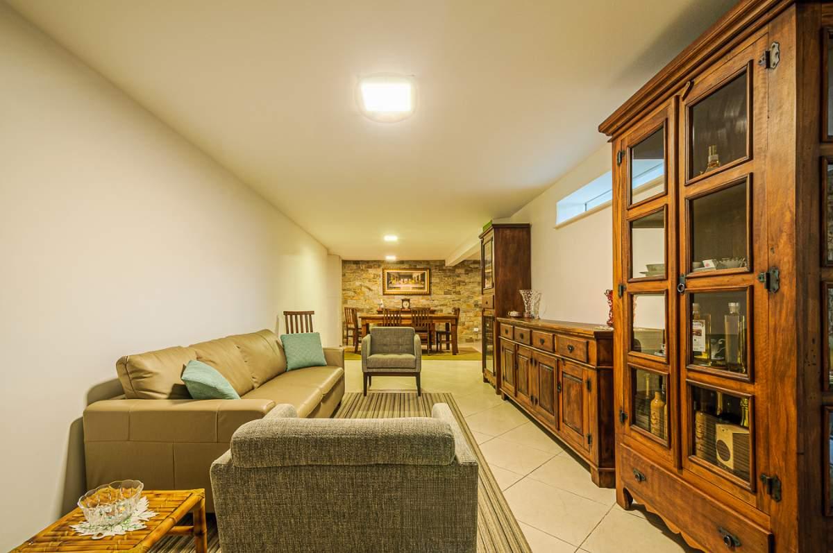 Casa, 3 quartos, 158 m² - Foto 1