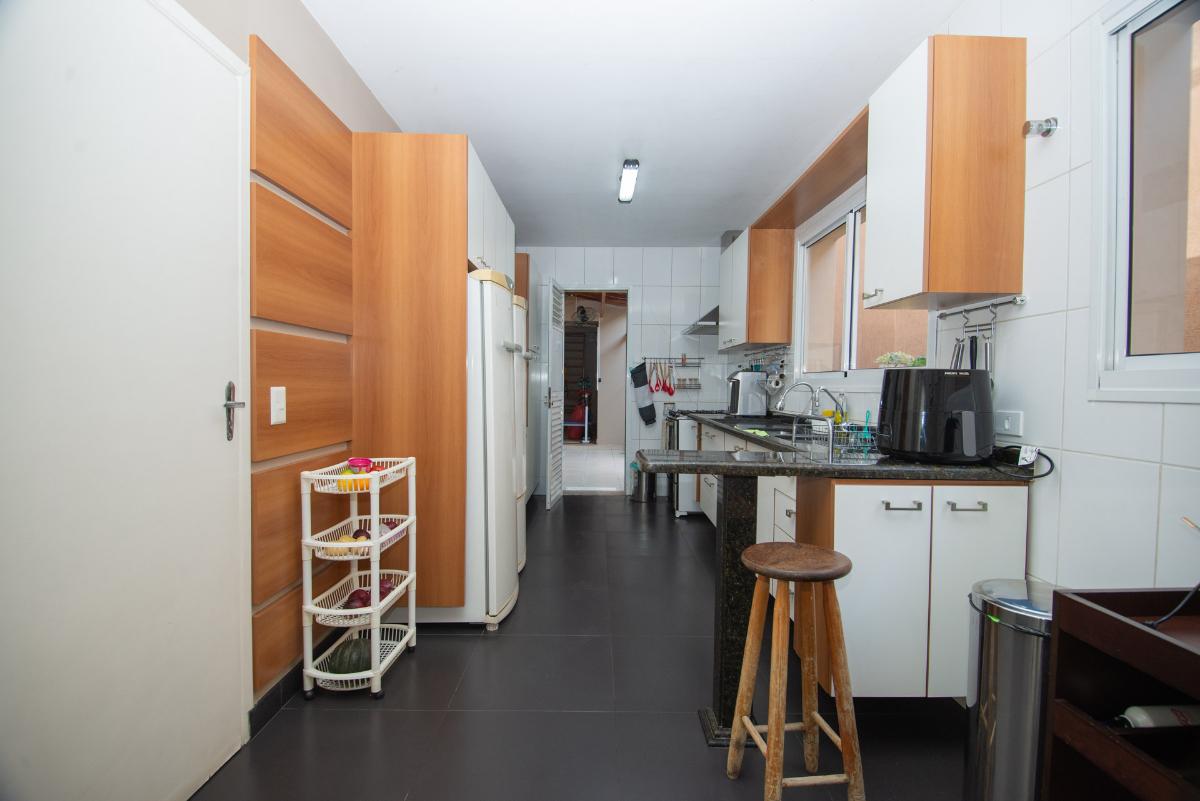 Casa, 4 quartos, 300 m² - Foto 19