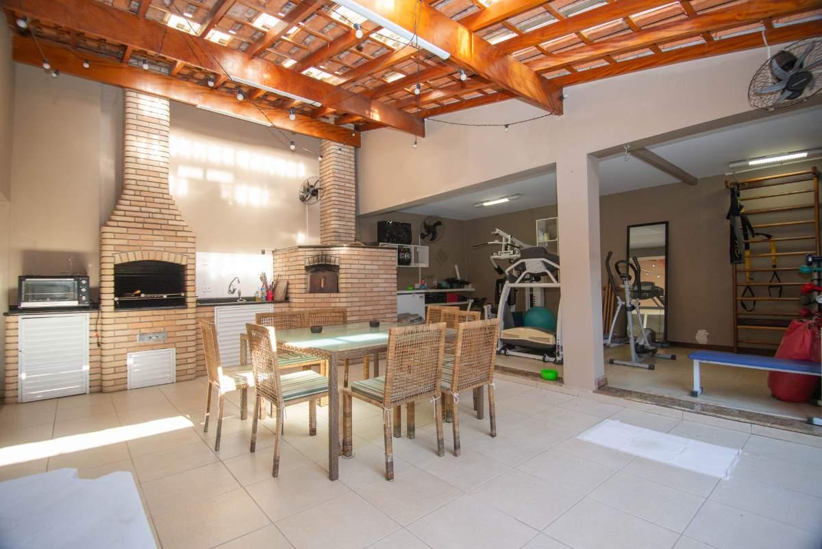 Casa, 4 quartos, 300 m² - Foto 20
