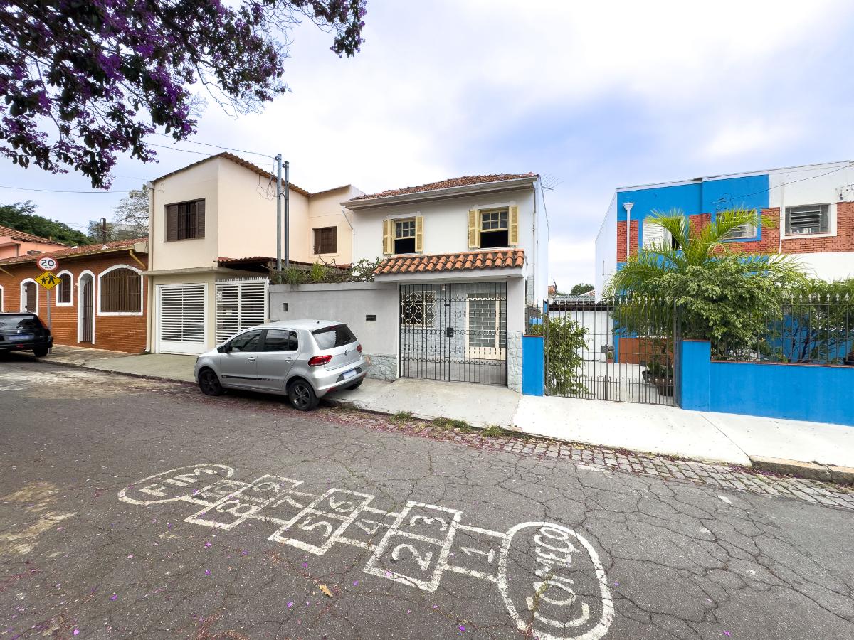 Casa, 3 quartos, 204 m² - Foto 1
