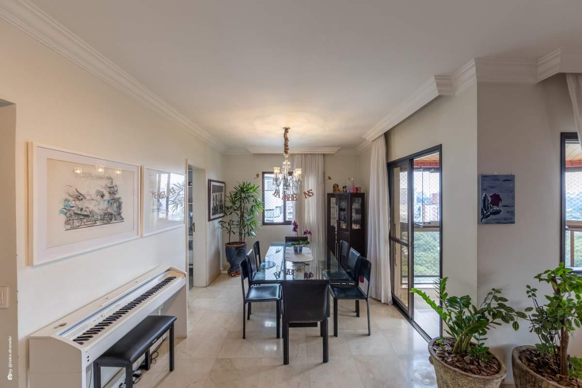 Apartamento, 3 quartos, 155 m² - Foto 1