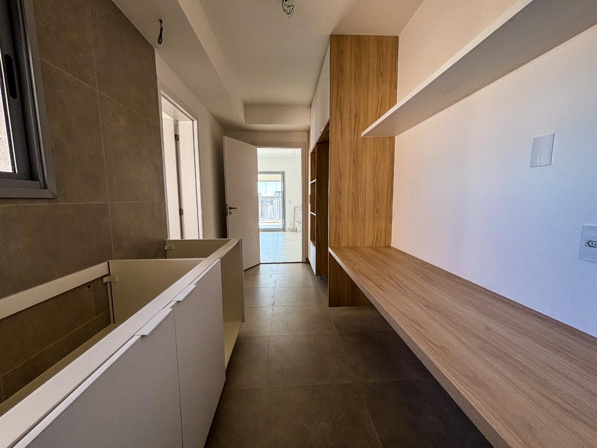 Apartamento, 3 quartos, 238 m² - Foto 11