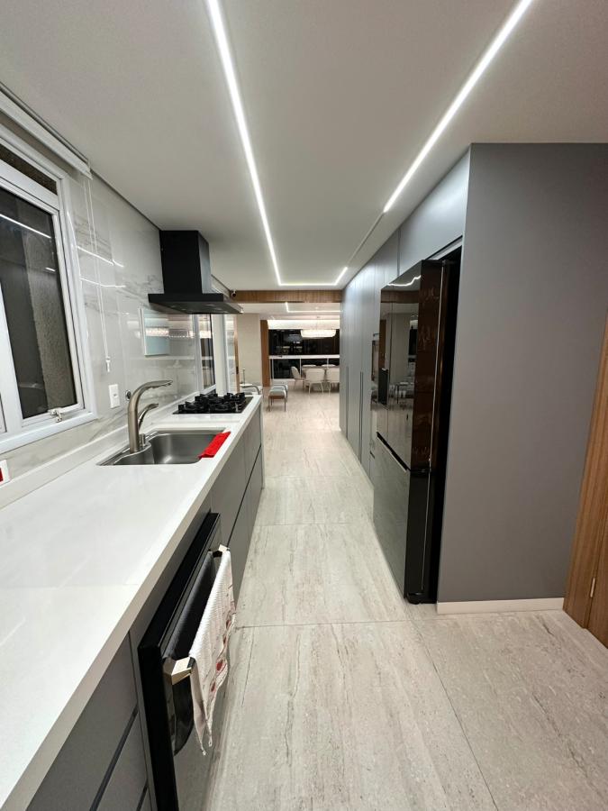 Apartamento, 3 quartos, 196 m² - Foto 4