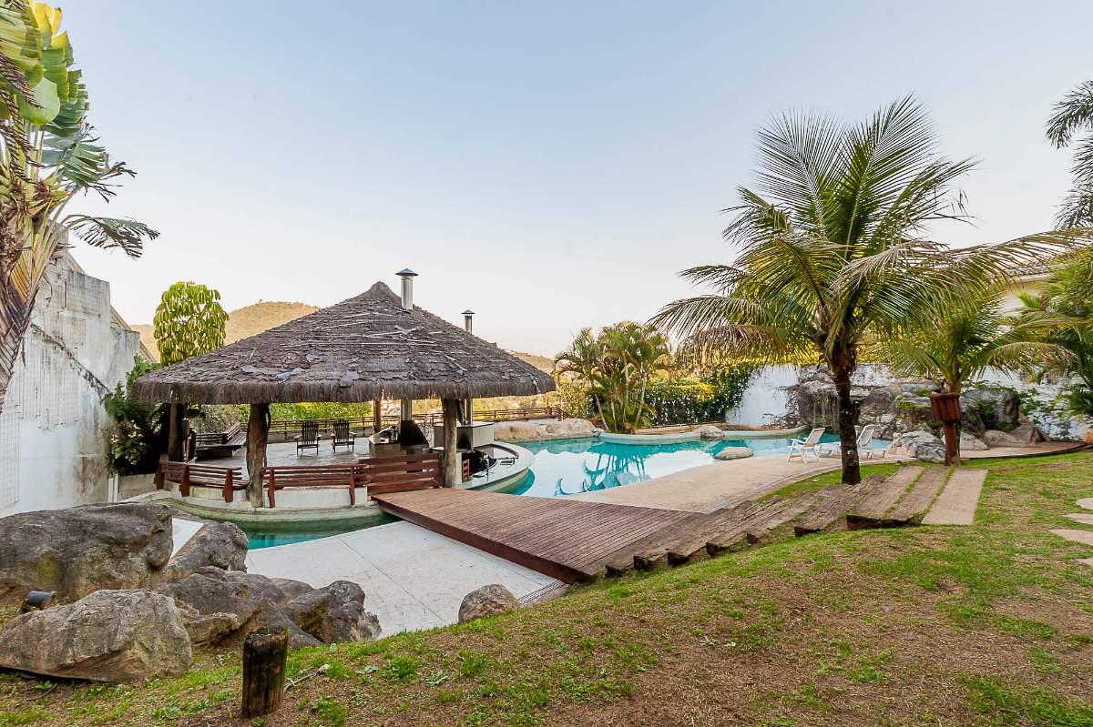 Casa, 7 quartos, 2300 m² - Foto 1