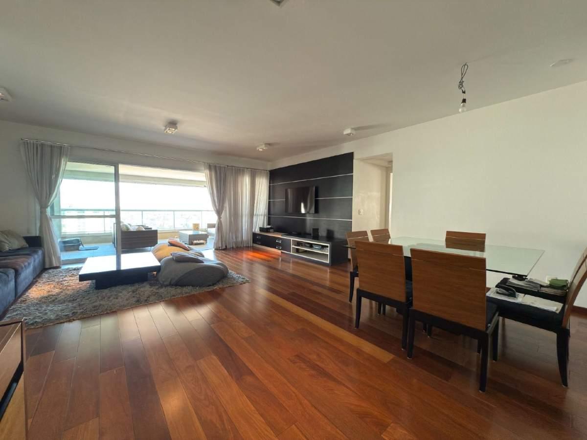 Apartamento, 3 quartos, 273 m² - Foto 1