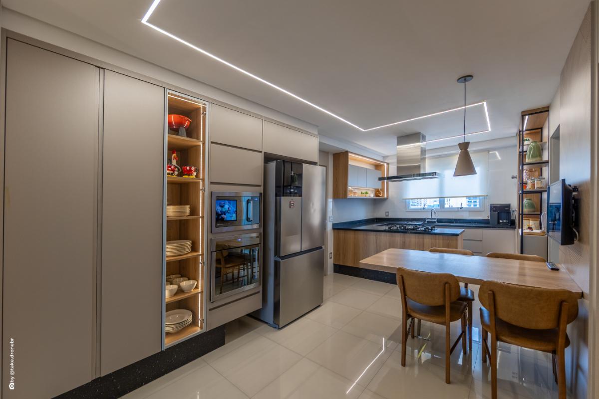 Apartamento, 3 quartos, 233 m² - Foto 11