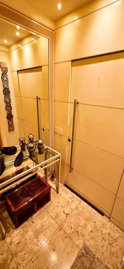 Apartamento, 4 quartos, 249 m² - Foto 2